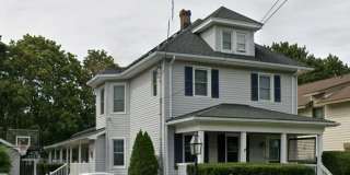 218 Lewis Street Gallery 1