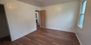 4 bedroom 1 bathroom apartment for rent in Clairton PA Gallery 17