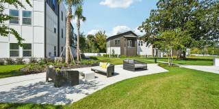 Maggie Flats Gallery 55