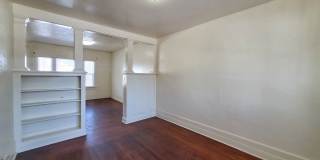 FOR RENT- 418 Sunnyside *Pets ok* MOVE IN PROMO **FIRST MONTH FREE** Gallery 4