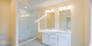 Brand New 3,500 Sq. Ft. Luxury Townhouse in Oak Square w Built In Garage! 1st & Security Only, Laundry In Unit Gallery 15