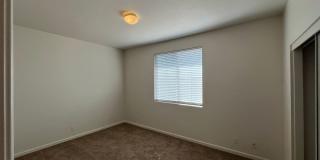 5 bedroom home located in Sylvan School District! Gallery 35