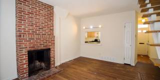 Two Bed Graduate Hospital Home Gallery 6
