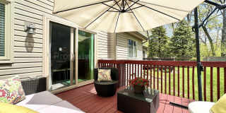 Beautifully Updated 2-Bedroom Townhouse w/ Finished Basement - Close to Royal Oak, Ferndale, Pleasant Ridge! Gallery 33