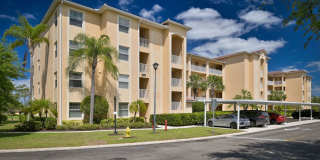 Osprey Cove ~ Third Floor Corner Unit ~ 2 Bed 2 Bath + DEN Gallery 1