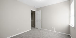 Newly renovated 3Bd 2.5bath SFH in Chadbury Concord Gallery 23