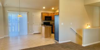 Beautiful 3 Bedroom 2 Bath Ranch-Style Home in West Loveland! Gallery 1