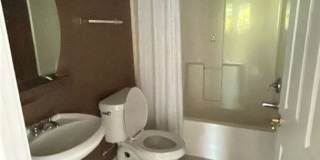 3 bedroom/2 bath furnished condo in Harbour Cove Gallery 7