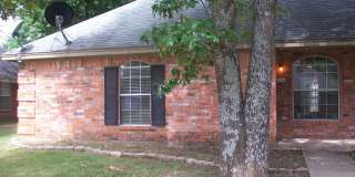 525 Kirkland Ln Gallery 1