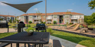 Lenox West Luxury Apartments Gallery 33