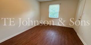 Modern 2 Bedroom Apartment with Water Included on Forsyth St Gallery 19