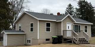 3+ Bedroom 1.5 Bath / Single Family Home Gallery 1