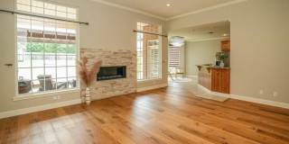 Beautiful, Spacious 4 bedroom Home for Rent! Gallery 7