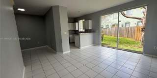 1586 SE 27th Ct Gallery 4