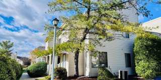 1403 ROBERTS Way Gallery 1