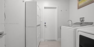 5735 SW 35th St Gallery 8