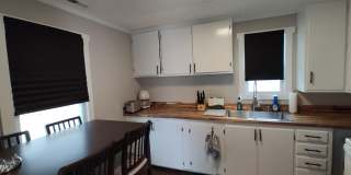 607 Waight Street Gallery 8