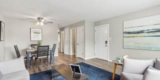 Courtyards on the Park Gallery 21