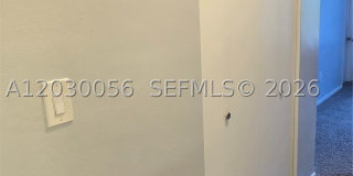 1201 NE 191st St Gallery 10