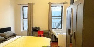 796 Ninth Avenue Gallery 4