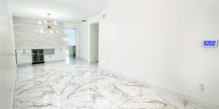 10728 NW 76th Ln Gallery 1