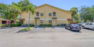 3095 N Oakland Forest Dr Gallery 28