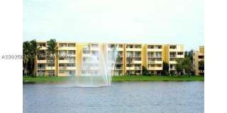 9351 FONTAINEBLEAU BL Gallery 8