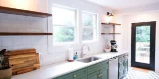 Charming 3 Bedroom, 2 Bath Home in Prime Greenville Location! Gallery 13
