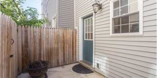 1322 S BANCROFT Street Gallery 8