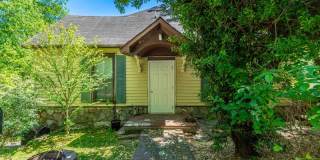518 E Manning Street Gallery 13