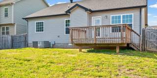 Pet Friendly Three Bedroom! Gallery 39