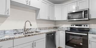 Free Rent Specials Cozy Studio Apartment in Branson, MO - Affordable Living Gallery 1