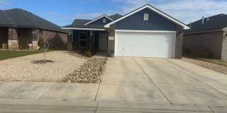 Pre leasing for July: 3/2 located in Upland Crossing! Gallery 1