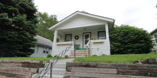 Beautiful 2-bedroom Charmer in Aksarben Gallery 13