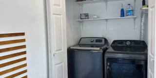 Immediate Move-In! Renovated 2BR House Near Ball State w/ Fireplace & Outdoor Space Gallery 17