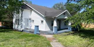 Large home on corner lot in Woodbine, Great Front Porch, Blocks from Coffee Shop, Easy Interstate Access, 2 car garage Gallery 8