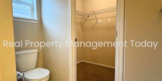 Great 3 bed and 3 bath home in Spanaway! Gallery 20