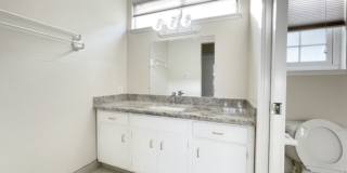 Updated Spacious home in Maxwell Park Gallery 17