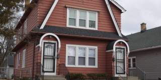 4668 N 42nd St Gallery 1