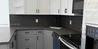 1056 SW 2nd Street 1056, Hallandale Beach, FL 33009 Gallery 4