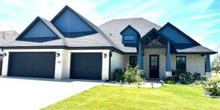 4 Bedroom/ 3 Bathroom Home for Rent in Bentonville, AR. 4 Bedroom/ 3 Bathroom Home for Rent in Bentonville, AR. Gallery 1