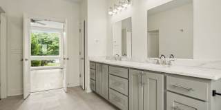 Newly Renovated Condominium Gallery 20