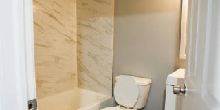 1615 N Spring St Gallery 10