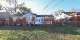 Cozy 2 Bedroom 1 Bathroom Home In Kendall-Whittier Gallery 26