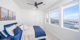 Charming Townhomes with private rooms Gallery 1