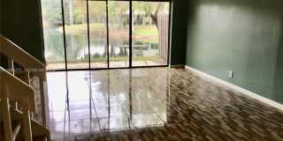 4722 NW 82nd Ave Gallery 8
