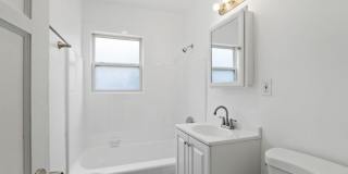 NEWLY RENOVATED APARTMENTS IN PRIME ALAMITOS BEACH Gallery 7