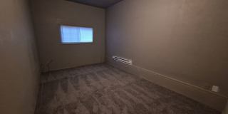 4 bedroom, 1.5 baths Gallery 17