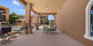 Las Torres Gallery 38