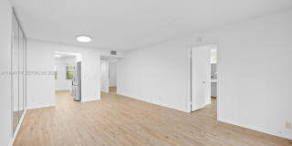 1401 SW 128th Ter Gallery 6